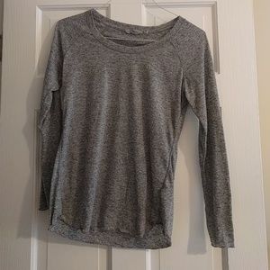 Athleta gray long sleeve shirt
